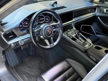 Porsche Panamera II 4 E-Hybrid — photo 12