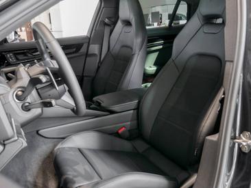 Porsche Panamera III — photo 12