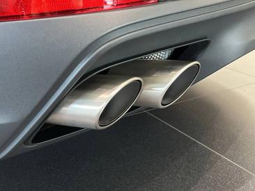 Porsche Panamera III 4 — photo 8