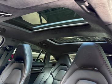 Porsche Panamera II 4 E-Hybrid — photo 15