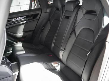 Porsche Panamera III — photo 15