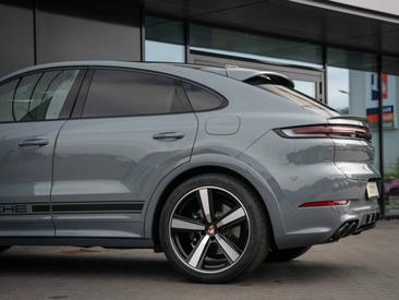 Porsche Cayenne III S E-Hybrid Coupé — photo 10