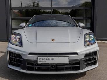 Porsche Panamera III 4 E-Hybrid — photo 8
