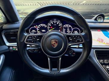 Porsche Panamera II 4 E-Hybrid — photo 18