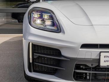 Porsche Panamera III 4 E-Hybrid — photo 9