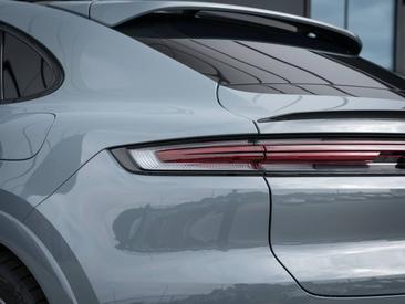 Porsche Cayenne III S E-Hybrid Coupé — photo 15