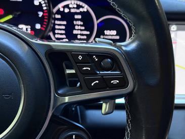 Porsche Panamera II 4 E-Hybrid — photo 21