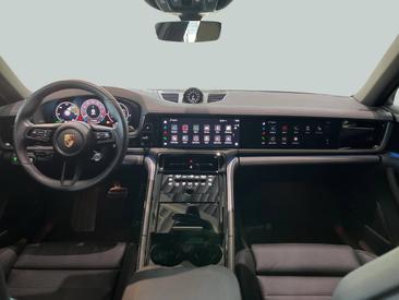 Porsche Panamera III 4 — photo 15