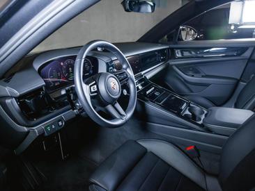 Porsche Panamera III 4S E-Hybrid — photo 15
