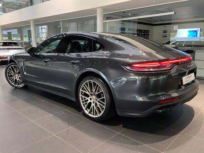 Porsche Panamera II ph2 4 Platinum Edition