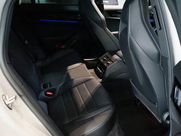 Porsche Panamera III 4 E-Hybrid — photo 18