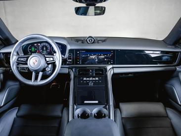 Porsche Panamera III 4S E-Hybrid — photo 17