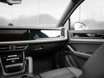 Porsche Cayenne III S E-Hybrid Coupé — photo 25