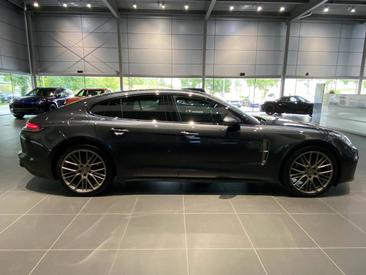 Porsche Panamera II ph2 4 Platinum Edition — photo 7
