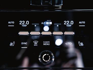 Porsche Panamera III 4S E-Hybrid — photo 21