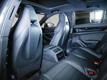 Porsche Panamera III 4S E-Hybrid — photo 22