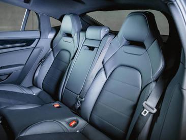 Porsche Panamera III 4S E-Hybrid — photo 23