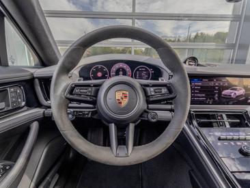 Porsche Panamera III 4 E-Hybrid — photo 25