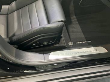 Porsche Panamera III 4 — photo 27