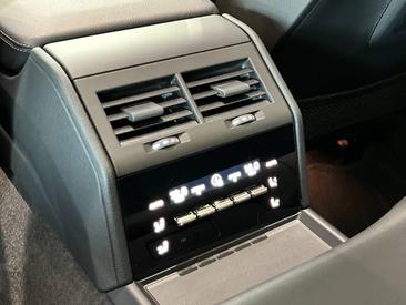 Porsche Panamera III 4 — photo 29
