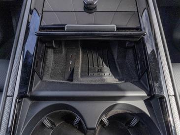 Porsche Panamera III 4 E-Hybrid — photo 29