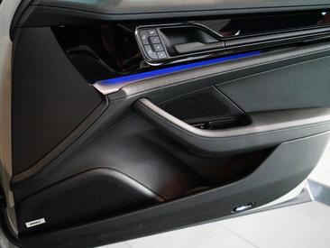 Porsche Panamera III 4 E-Hybrid — photo 32