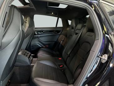 Porsche Panamera III 4 — photo 30