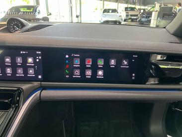 Porsche Panamera III 4 — photo 33