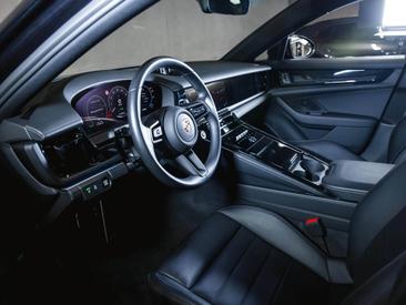 Porsche Panamera III 4S E-Hybrid — photo 15