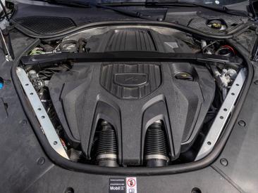 Porsche Panamera III 4 E-Hybrid — photo 34