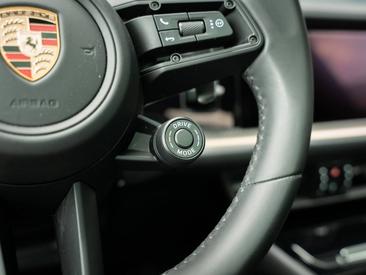 Porsche Cayenne III S E-Hybrid Coupé — photo 45