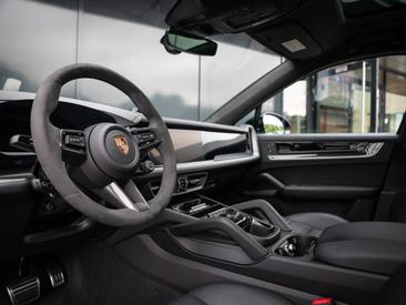 Porsche Cayenne III S E-Hybrid Coupé — photo 17