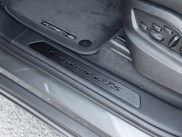Porsche Cayenne III GTS — photo 18