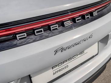 Porsche Panamera III 4 E-Hybrid — photo 36