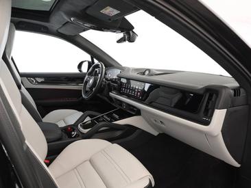 Porsche Cayenne III GTS — photo 20