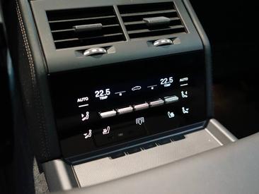 Porsche Panamera III 4 E-Hybrid — photo 38