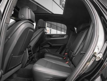 Porsche Cayenne III S E-Hybrid Coupé — photo 20