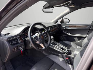 Porsche Macan GTS — photo 8