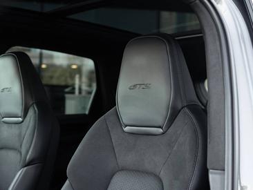 Porsche Cayenne III GTS — photo 23