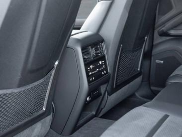 Porsche Cayenne III GTS — photo 24