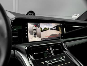 Porsche Panamera III 4 E-Hybrid — photo 24