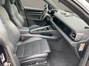 Porsche Macan Electrique 4S — photo 12