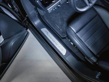 Porsche Panamera III 4S E-Hybrid — photo 25