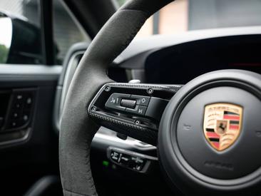 Porsche Cayenne III S E-Hybrid Coupé — photo 30
