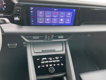 Porsche Macan Electrique 4S — photo 16
