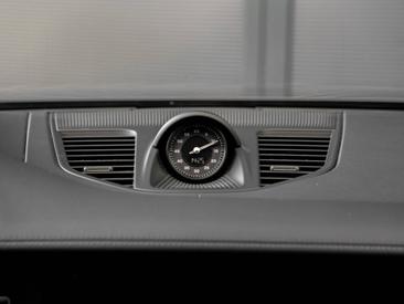 Porsche Panamera III 4 E-Hybrid — photo 29