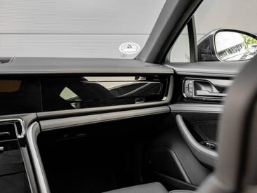 Porsche Panamera III 4 E-Hybrid — photo 30