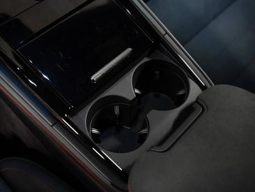 Porsche Panamera III GTS — photo 34