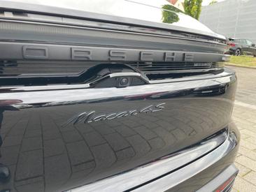 Porsche Macan Electrique 4S — photo 23