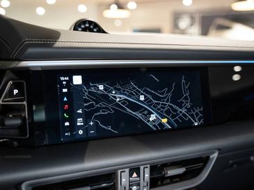 Porsche Macan Electrique Turbo — photo 36
